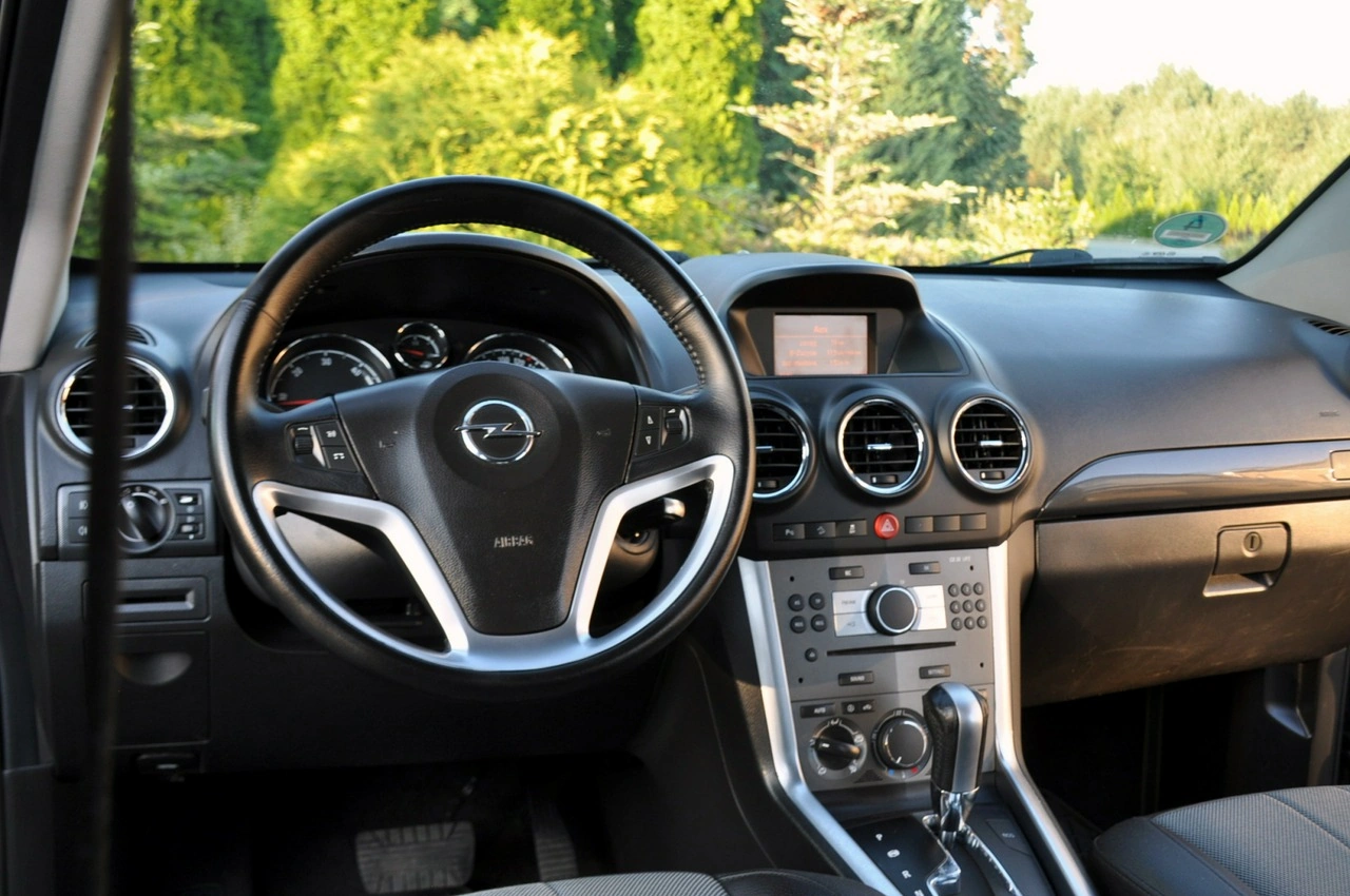 Opel Antara - Zdjęcie 28
