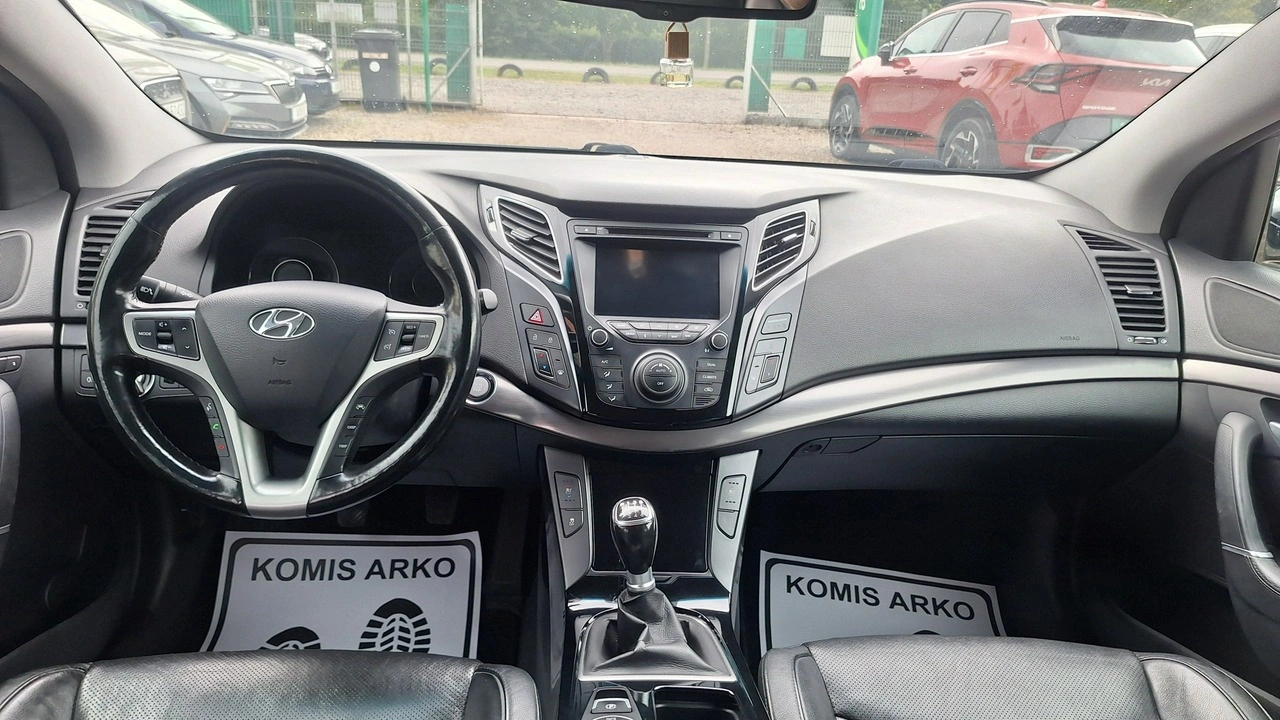 Hyundai i40 - Zdjęcie 11