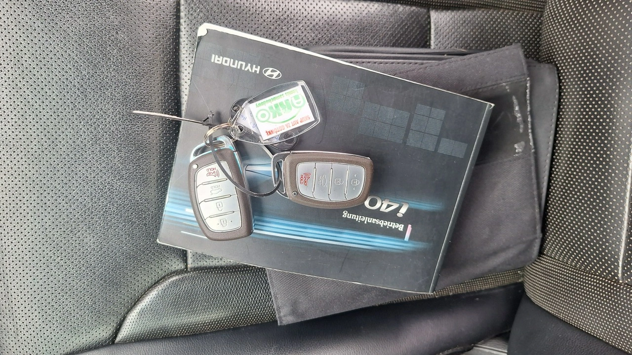 Hyundai i40 - Zdjęcie 21