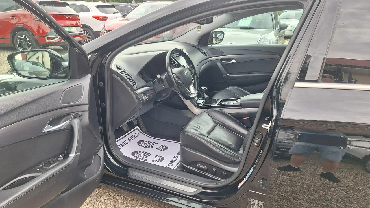 Hyundai i40 - Zdjęcie 8