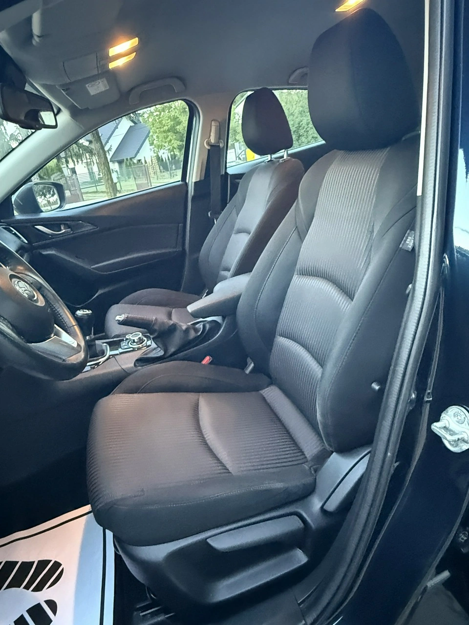 Mazda 3 - Zdjęcie 14