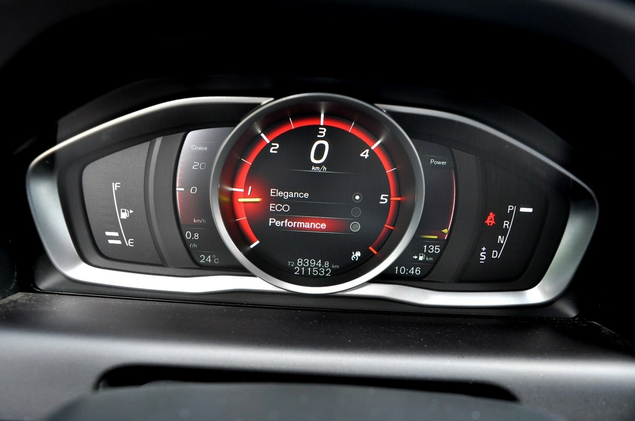 Volvo XC 60 - Zdjęcie 25