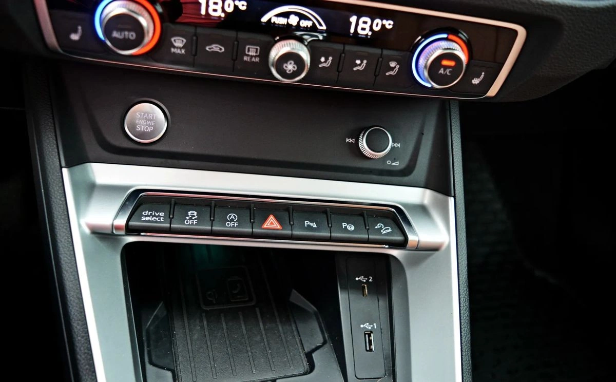 Audi Q3 - Zdjęcie 33