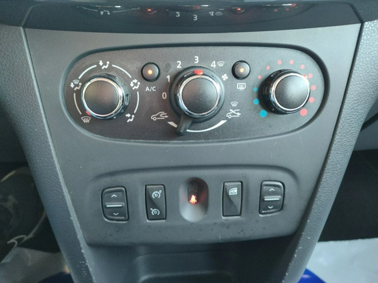 Dacia Sandero Stepway - Zdjęcie 27