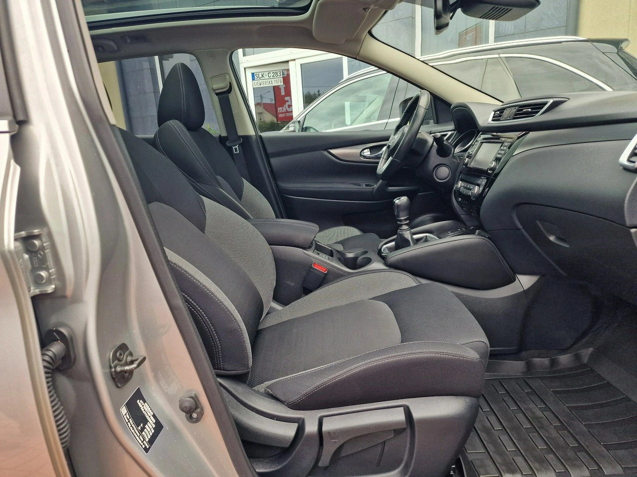 Nissan Qashqai - Zdjęcie 26