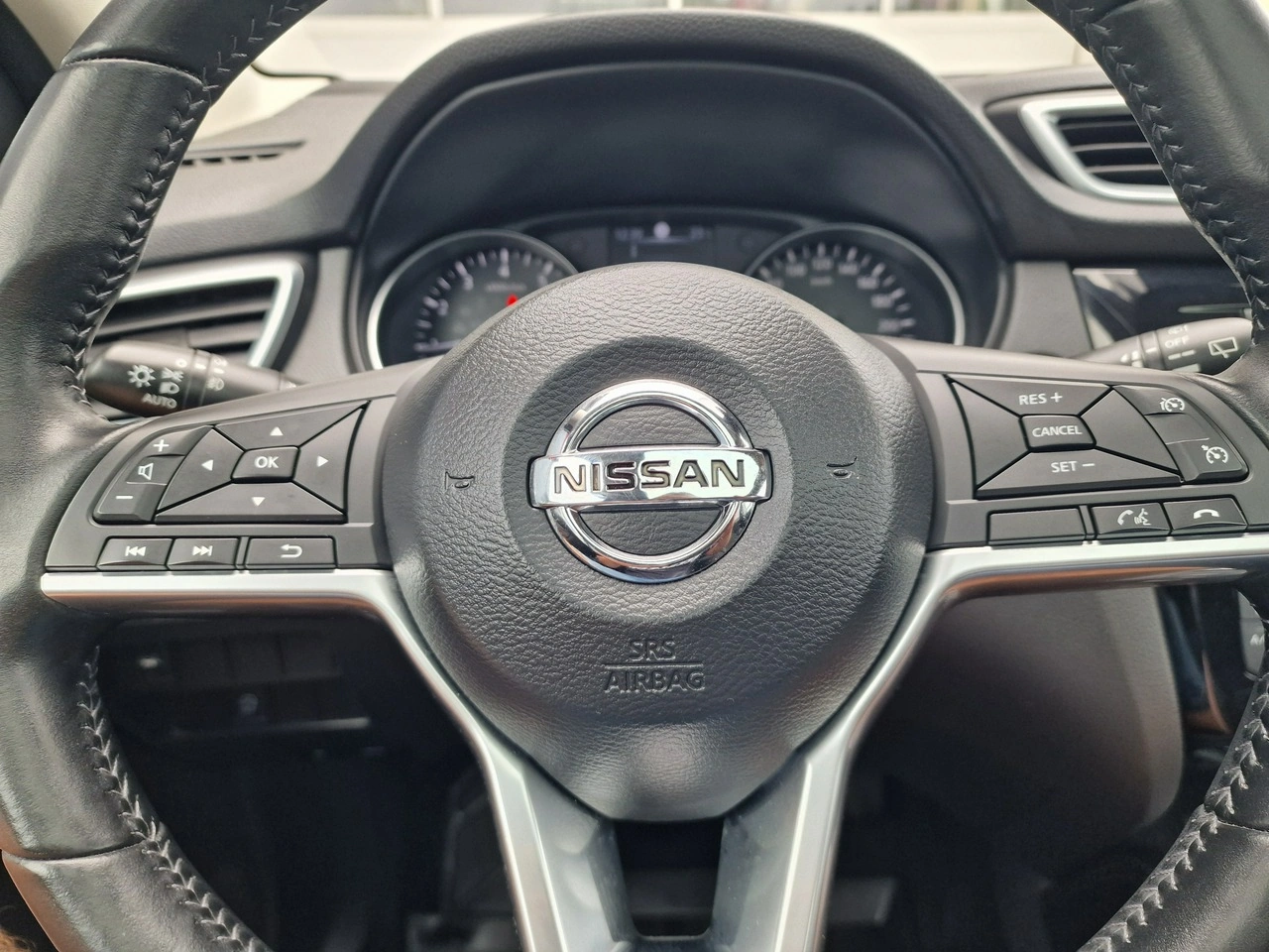 Nissan Qashqai - Zdjęcie 35