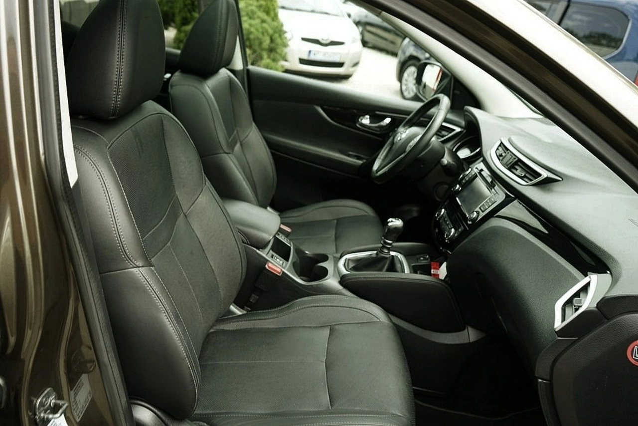 Nissan Qashqai - Zdjęcie 10