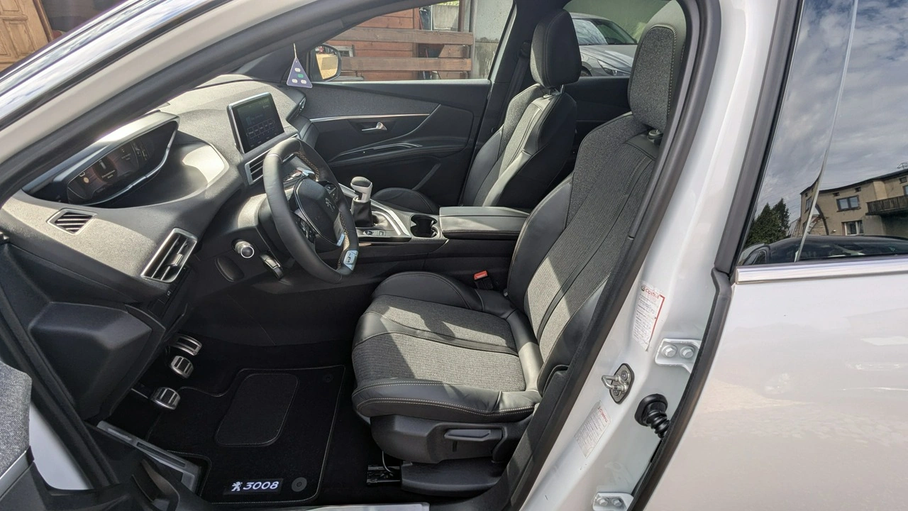Peugeot 3008 - Zdjęcie 14