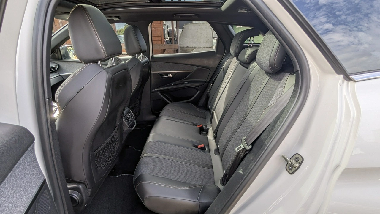 Peugeot 3008 - Zdjęcie 16