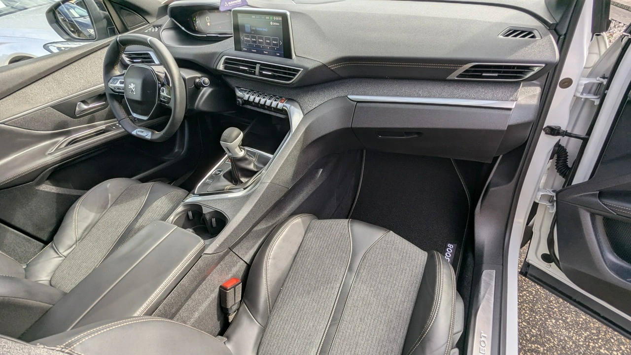 Peugeot 3008 - Zdjęcie 21
