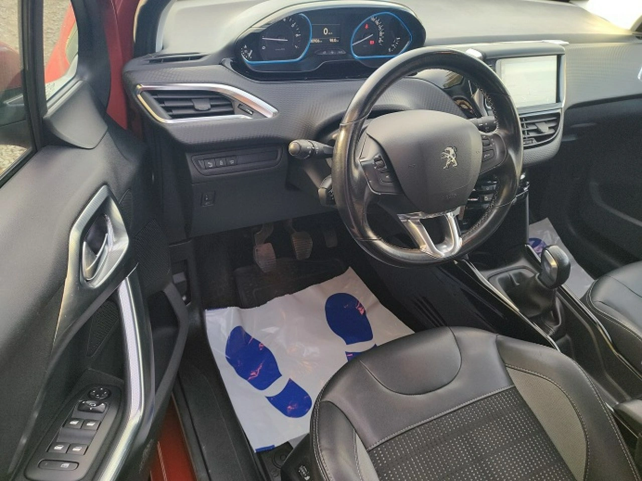 Peugeot 2008 - Zdjęcie 12