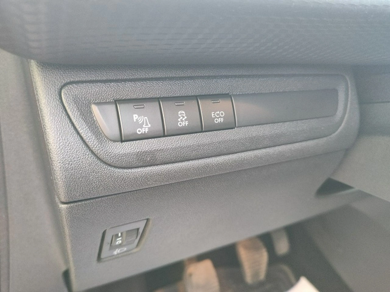 Peugeot 2008 - Zdjęcie 19