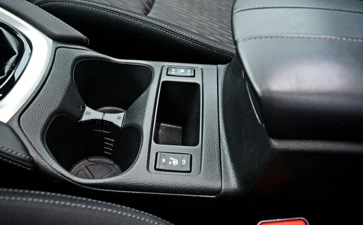 Nissan X-Trail - Zdjęcie 17