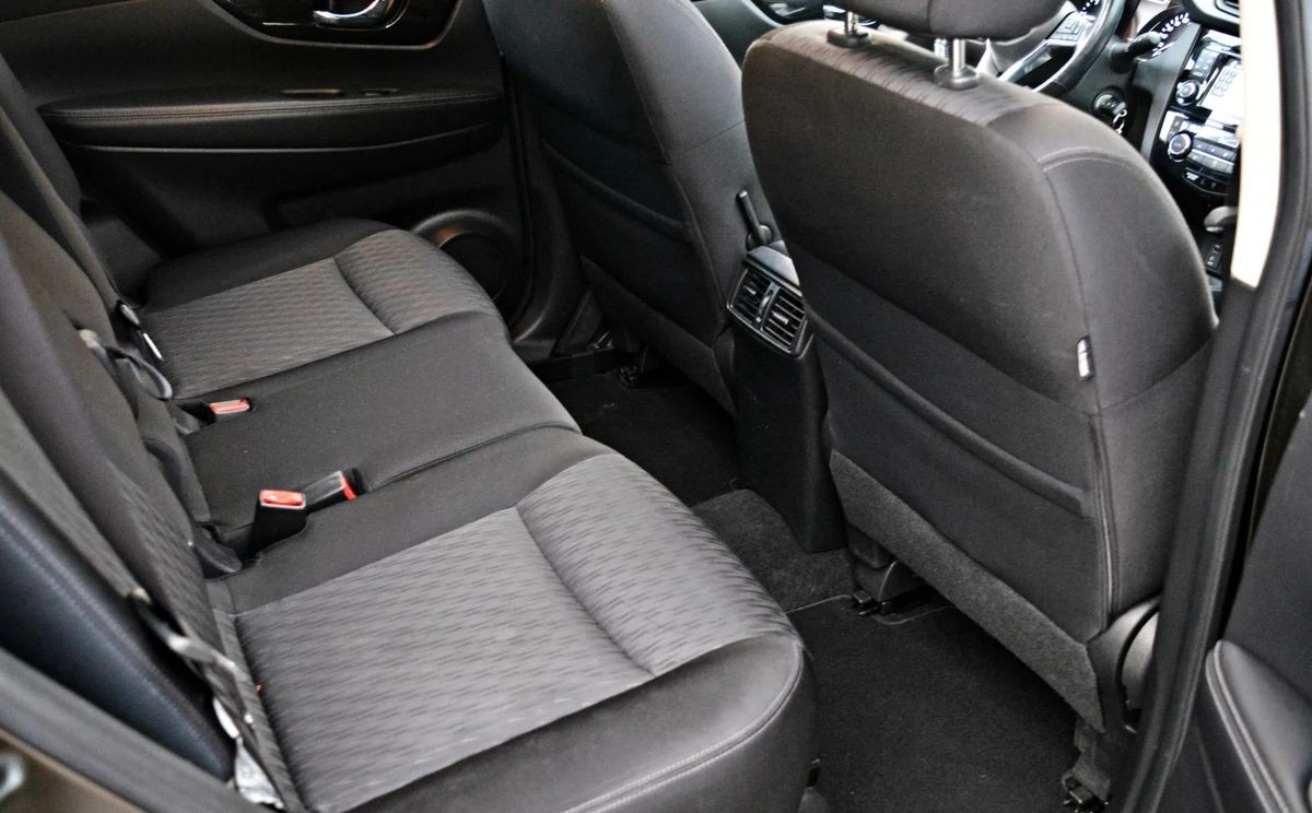 Nissan X-Trail - Zdjęcie 22