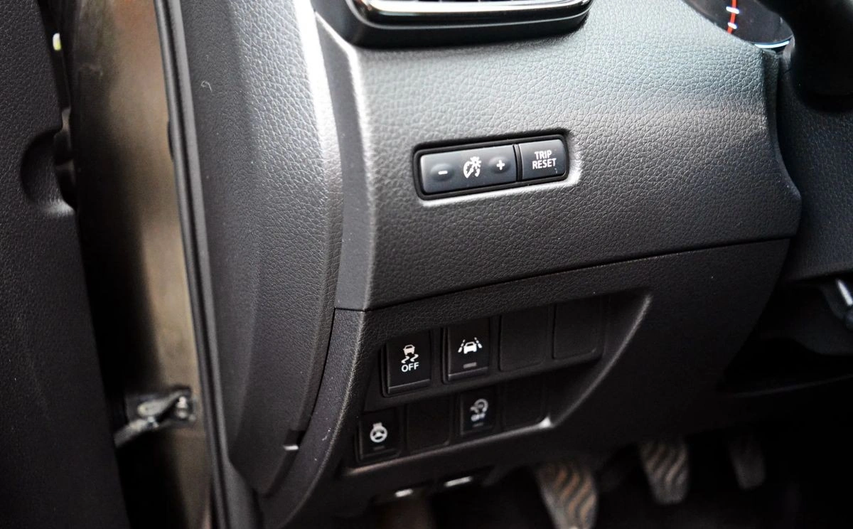 Nissan X-Trail - Zdjęcie 23