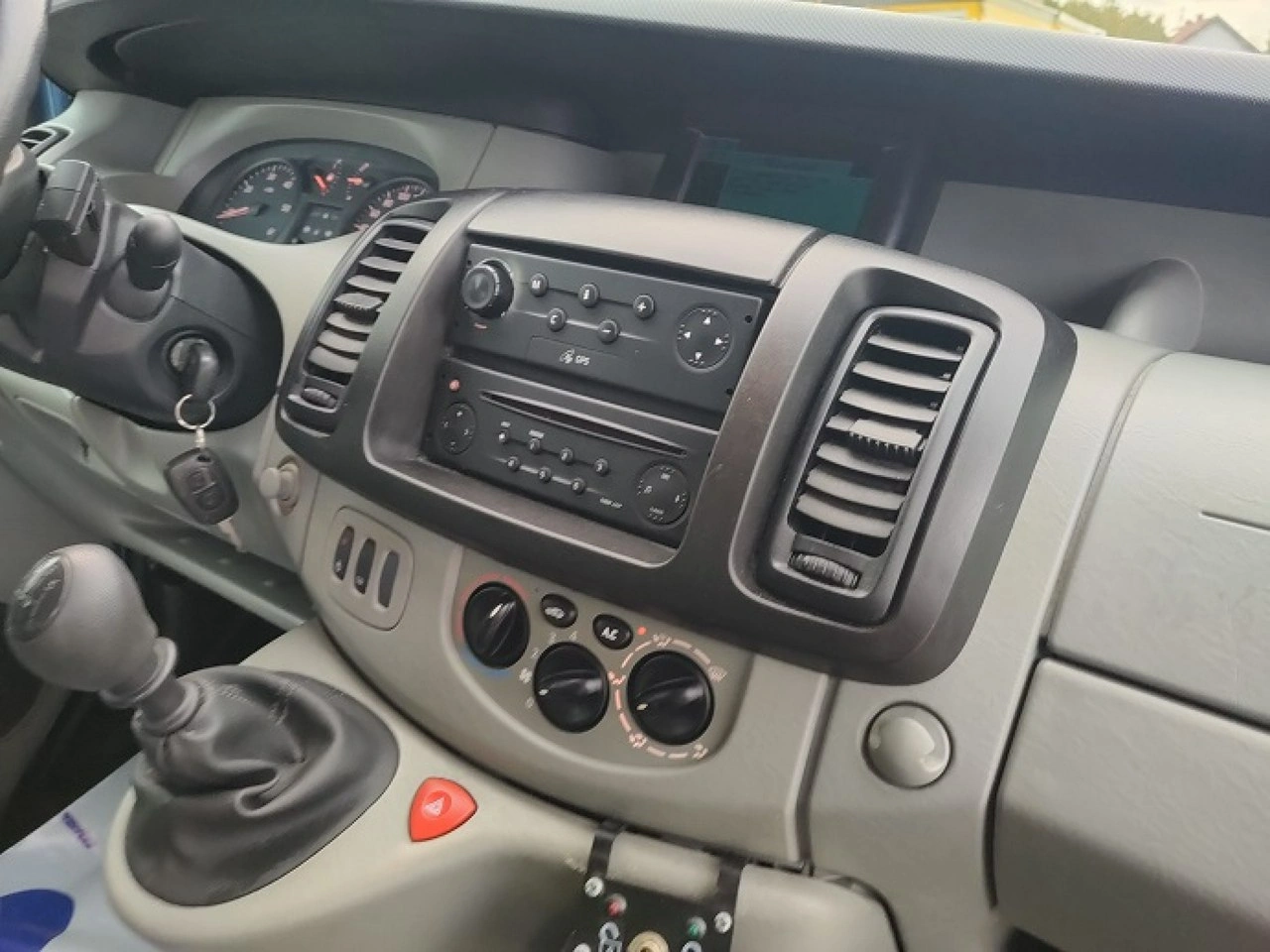 Renault Trafic - Zdjęcie 30