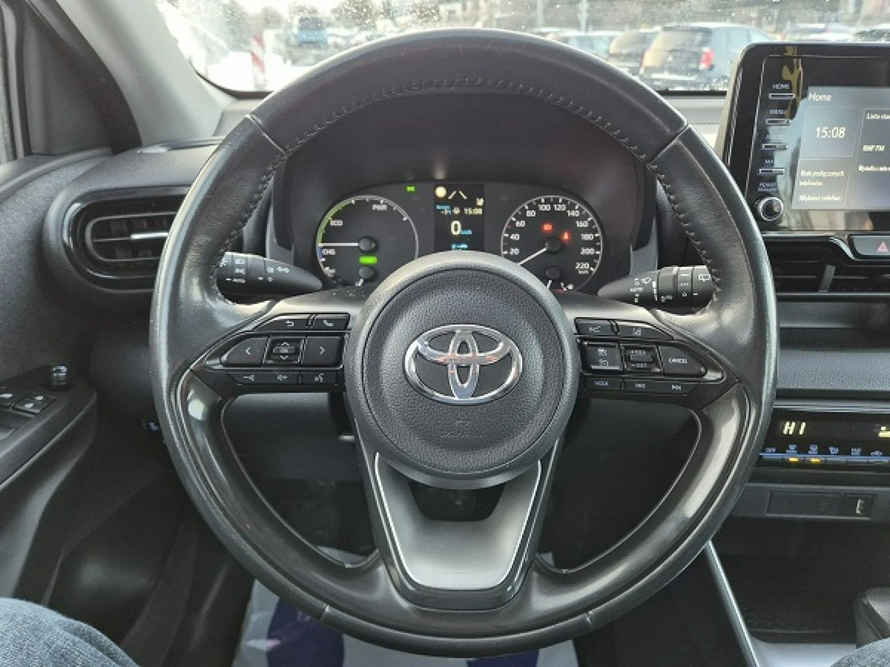 Toyota Yaris - Zdjęcie 9