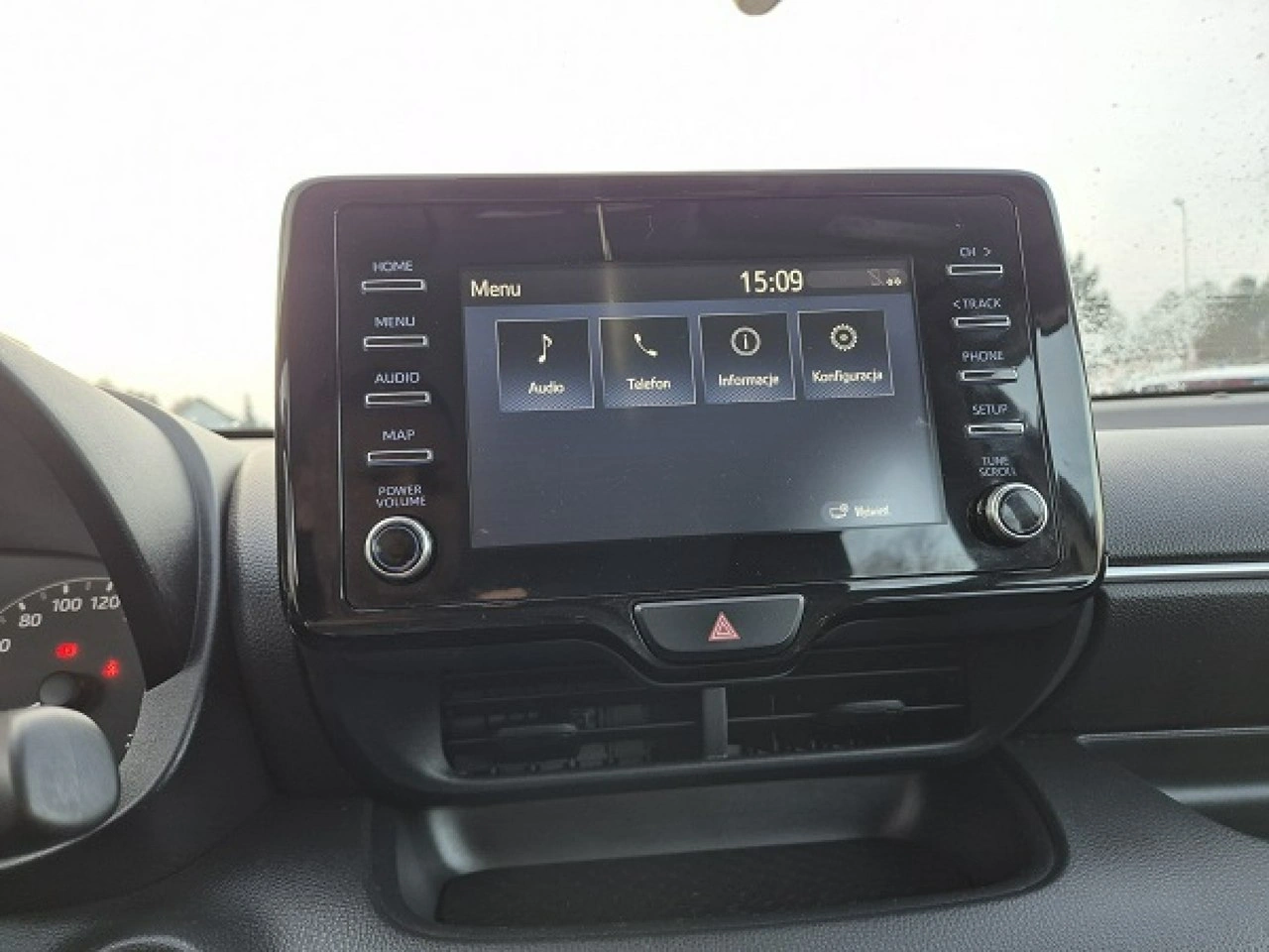 Toyota Yaris - Zdjęcie 15