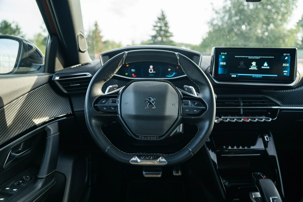 Peugeot 2008 - Zdjęcie 17