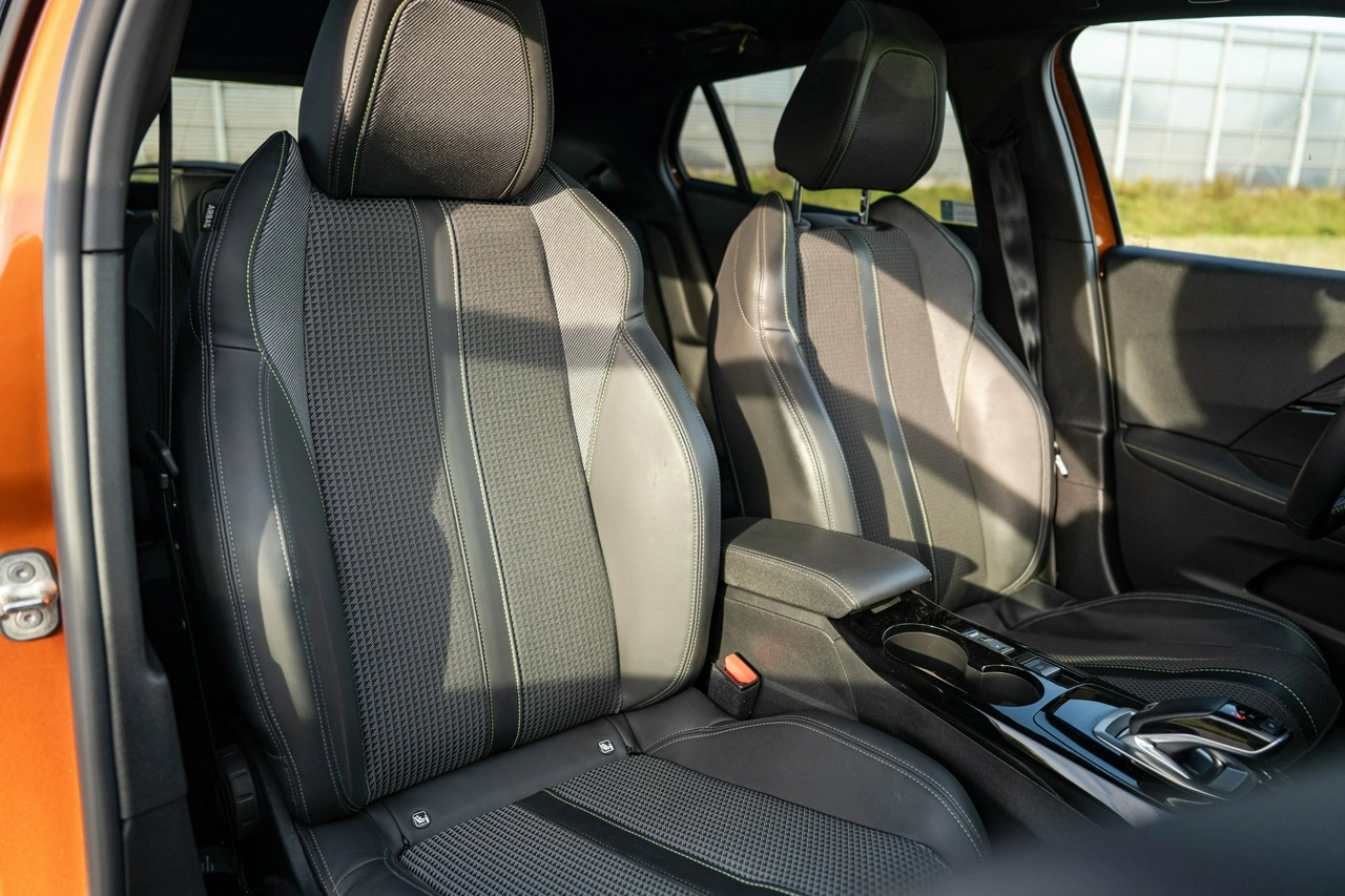 Peugeot 2008 - Zdjęcie 23
