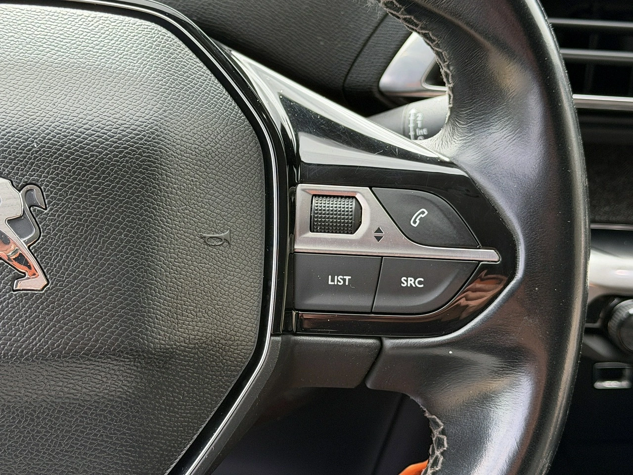 Peugeot 3008 - Zdjęcie 9