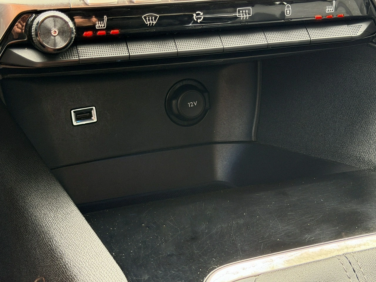 Peugeot 3008 - Zdjęcie 17