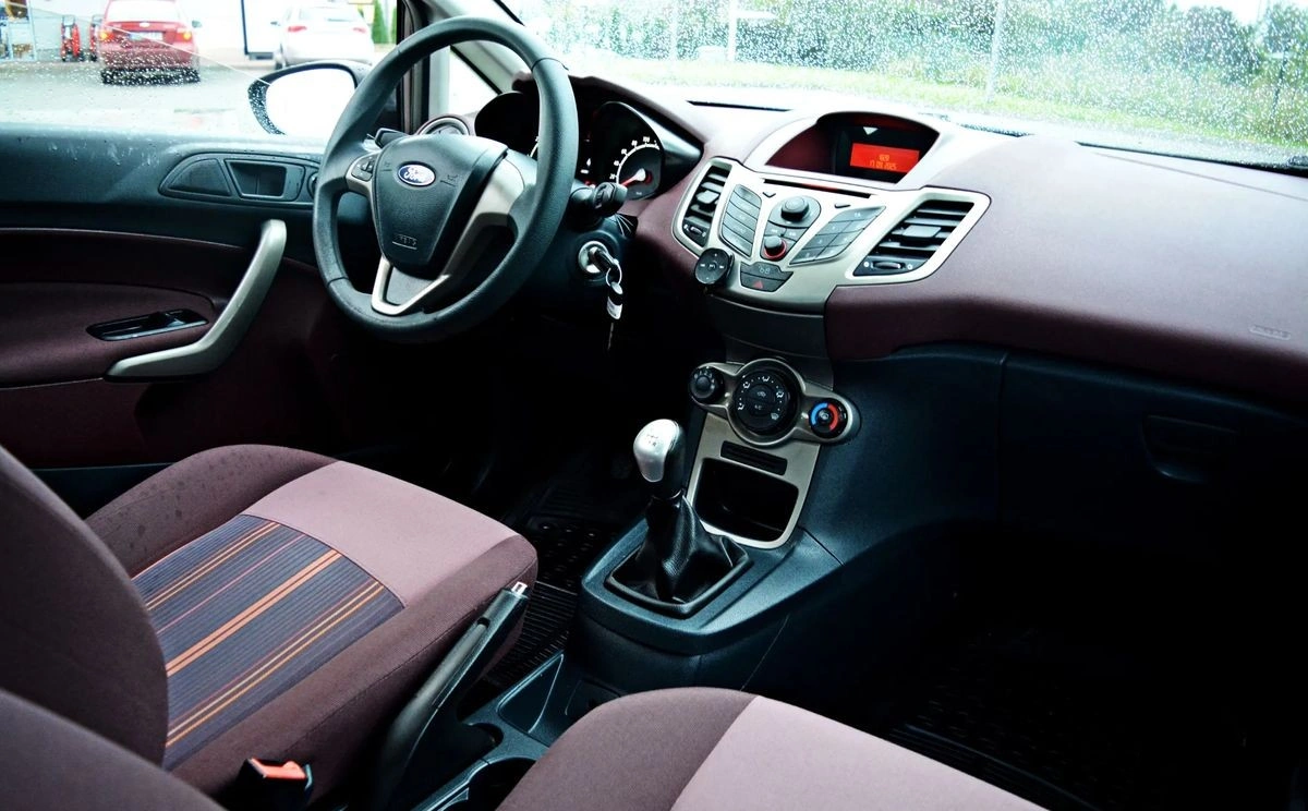 Ford Fiesta - Zdjęcie 9