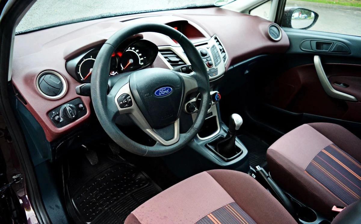Ford Fiesta - Zdjęcie 14