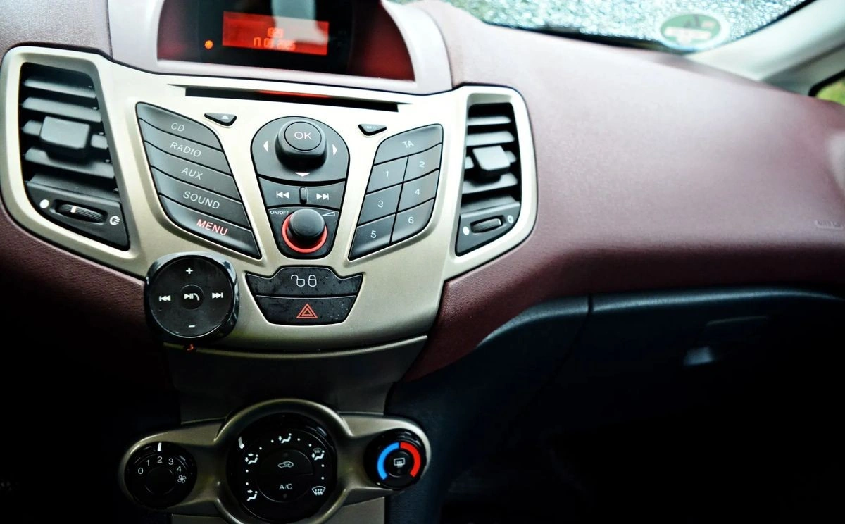 Ford Fiesta - Zdjęcie 16