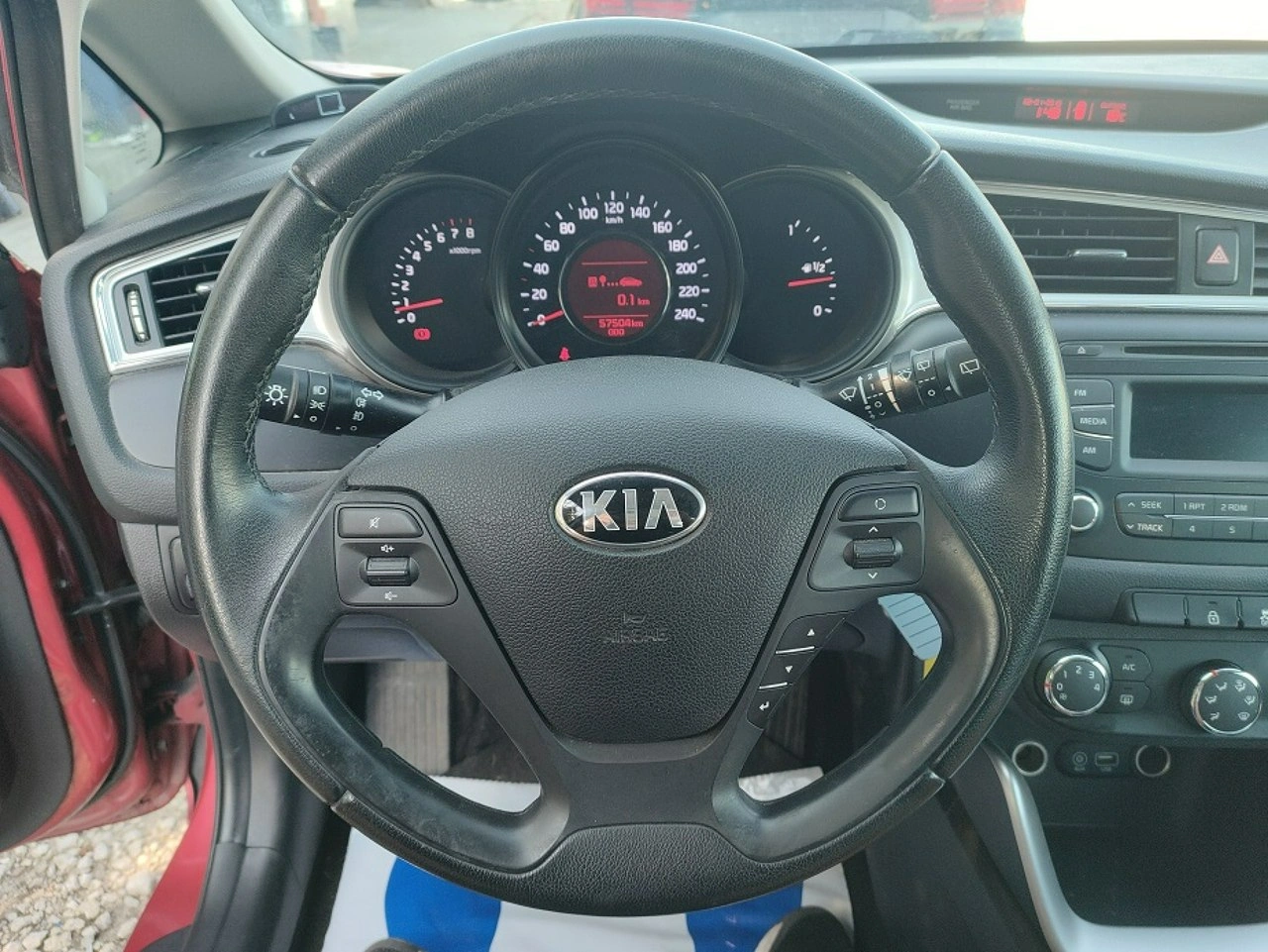 Kia Ceed - Zdjęcie 17