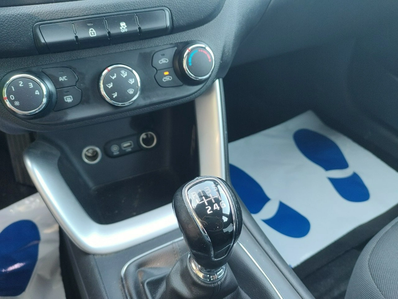 Kia Ceed - Zdjęcie 25