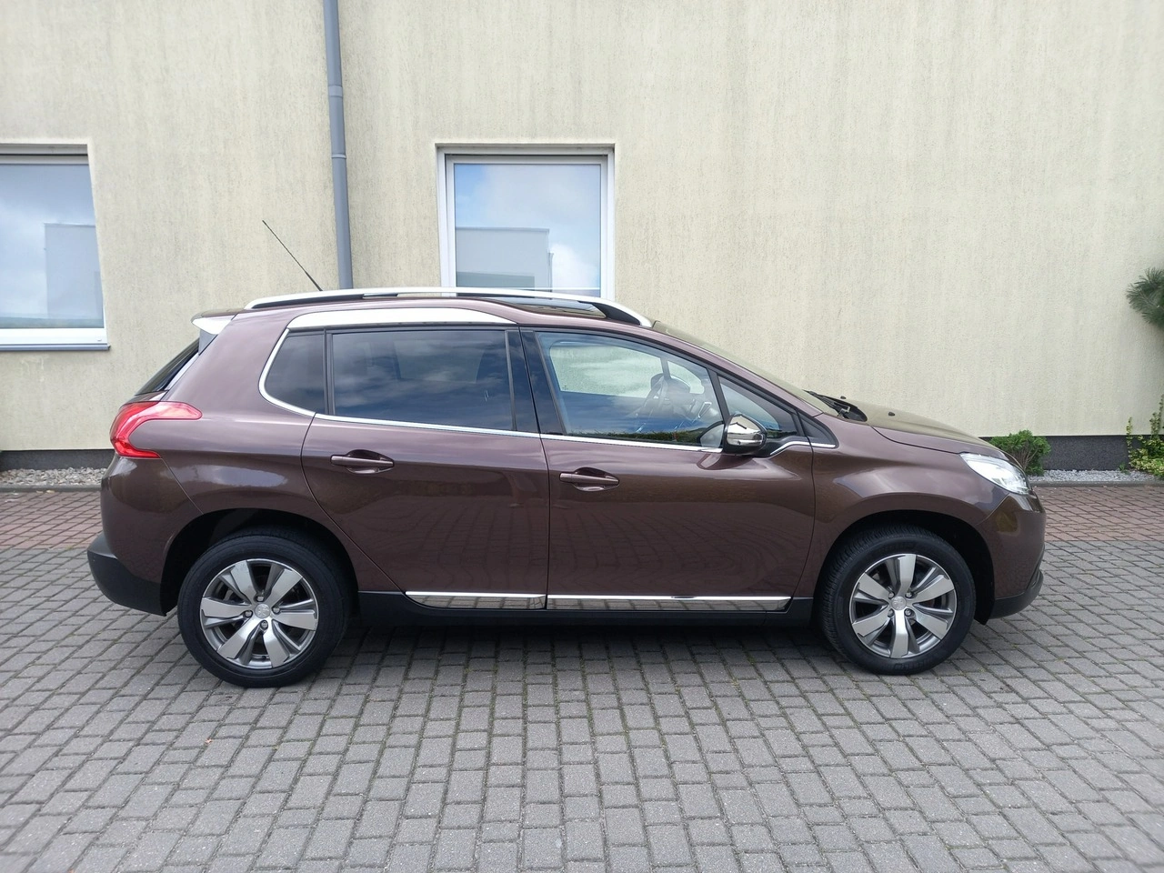Peugeot 2008 - Zdjęcie 11