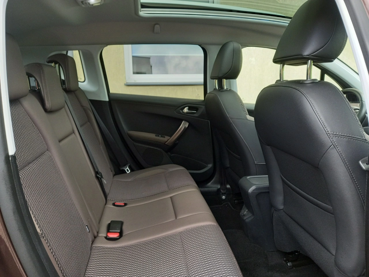 Peugeot 2008 - Zdjęcie 21