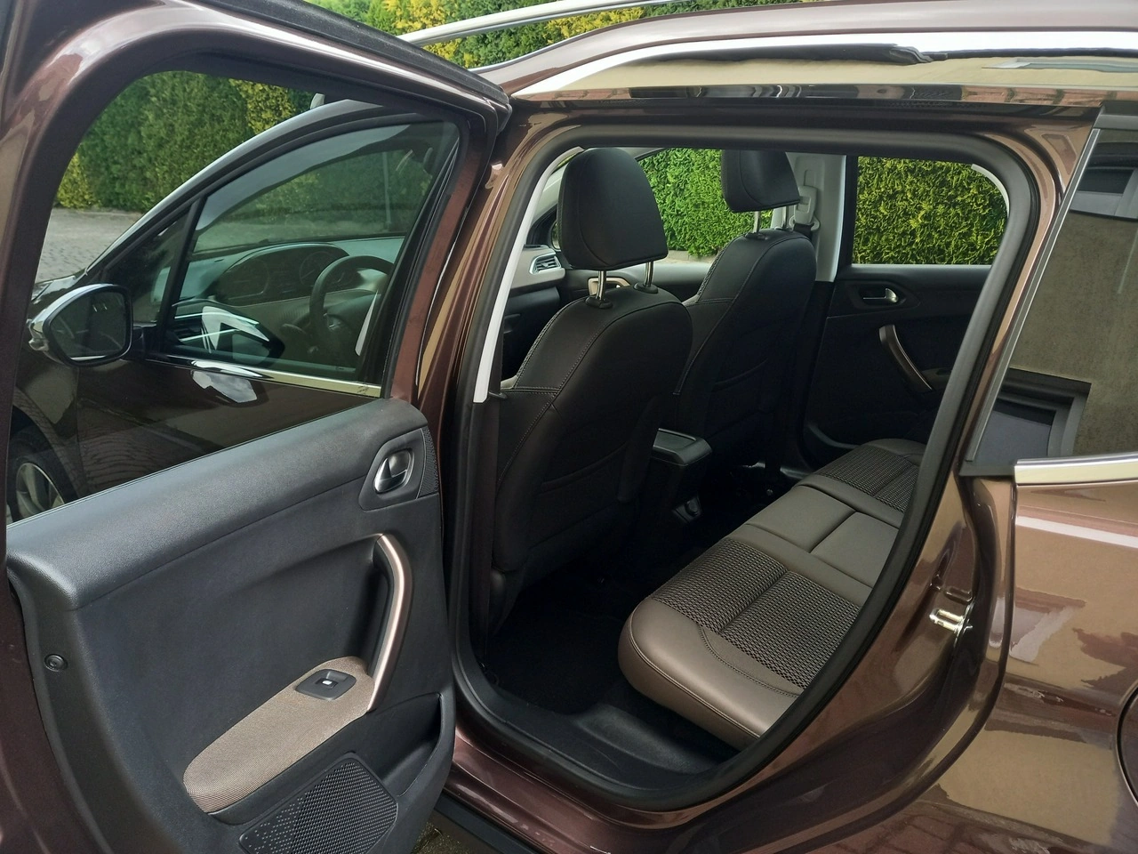 Peugeot 2008 - Zdjęcie 24