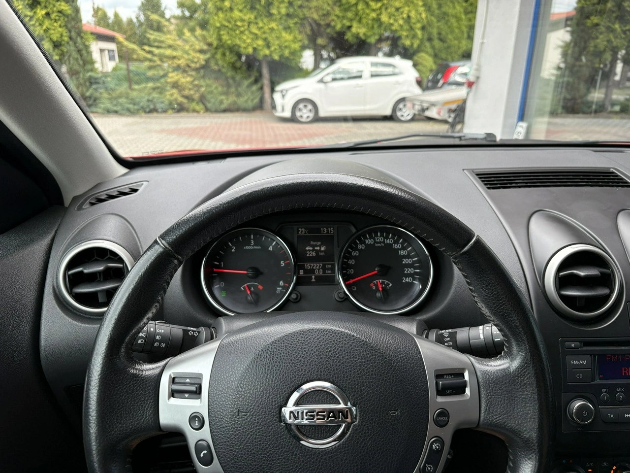 Nissan Qashqai - Zdjęcie 17