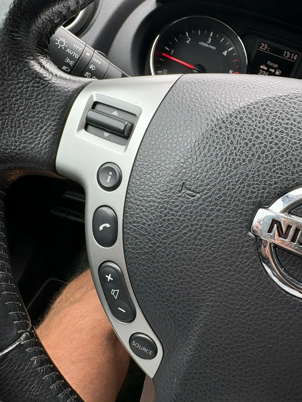 Nissan Qashqai - Zdjęcie 18