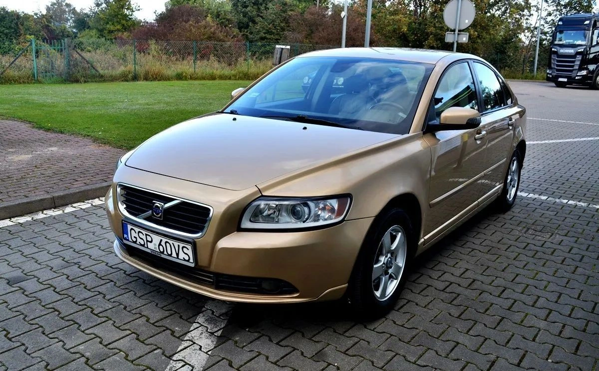Volvo S40 - Główne zdjęcie