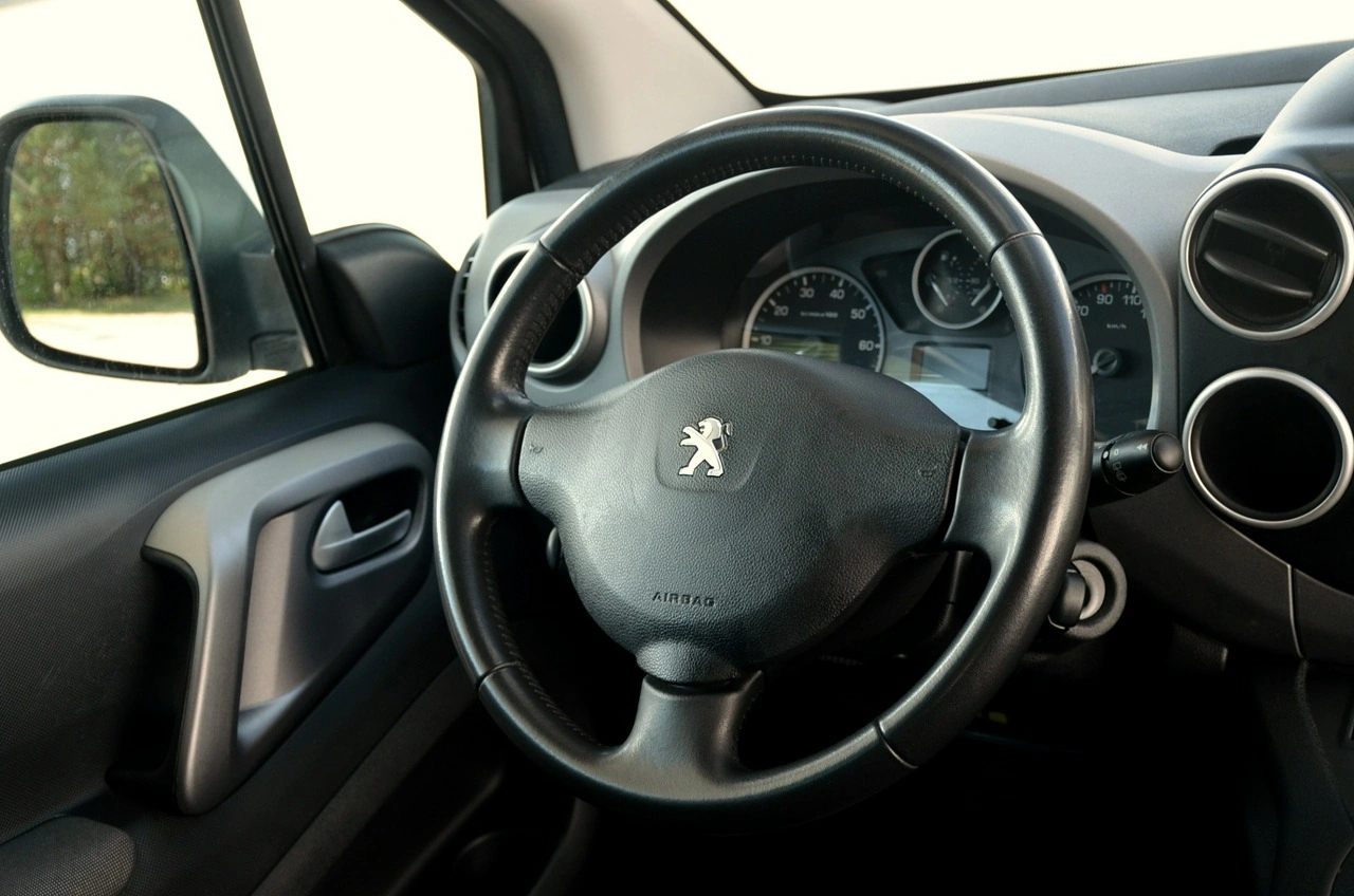 Peugeot Partner - Zdjęcie 16