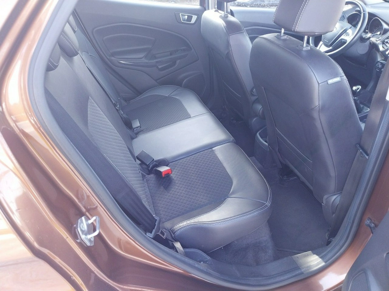 Ford EcoSport - Zdjęcie 9