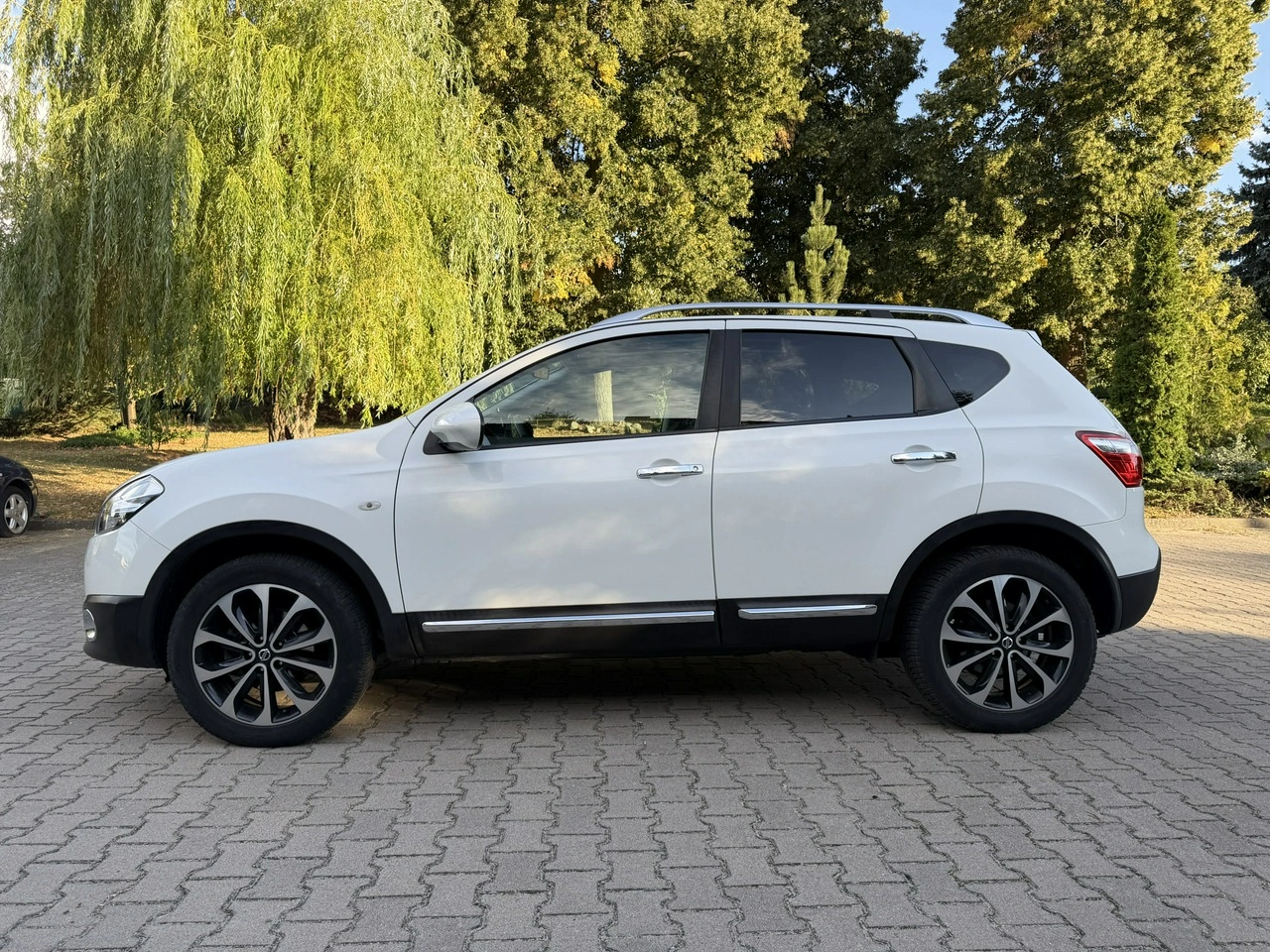 Nissan Qashqai - Zdjęcie 22