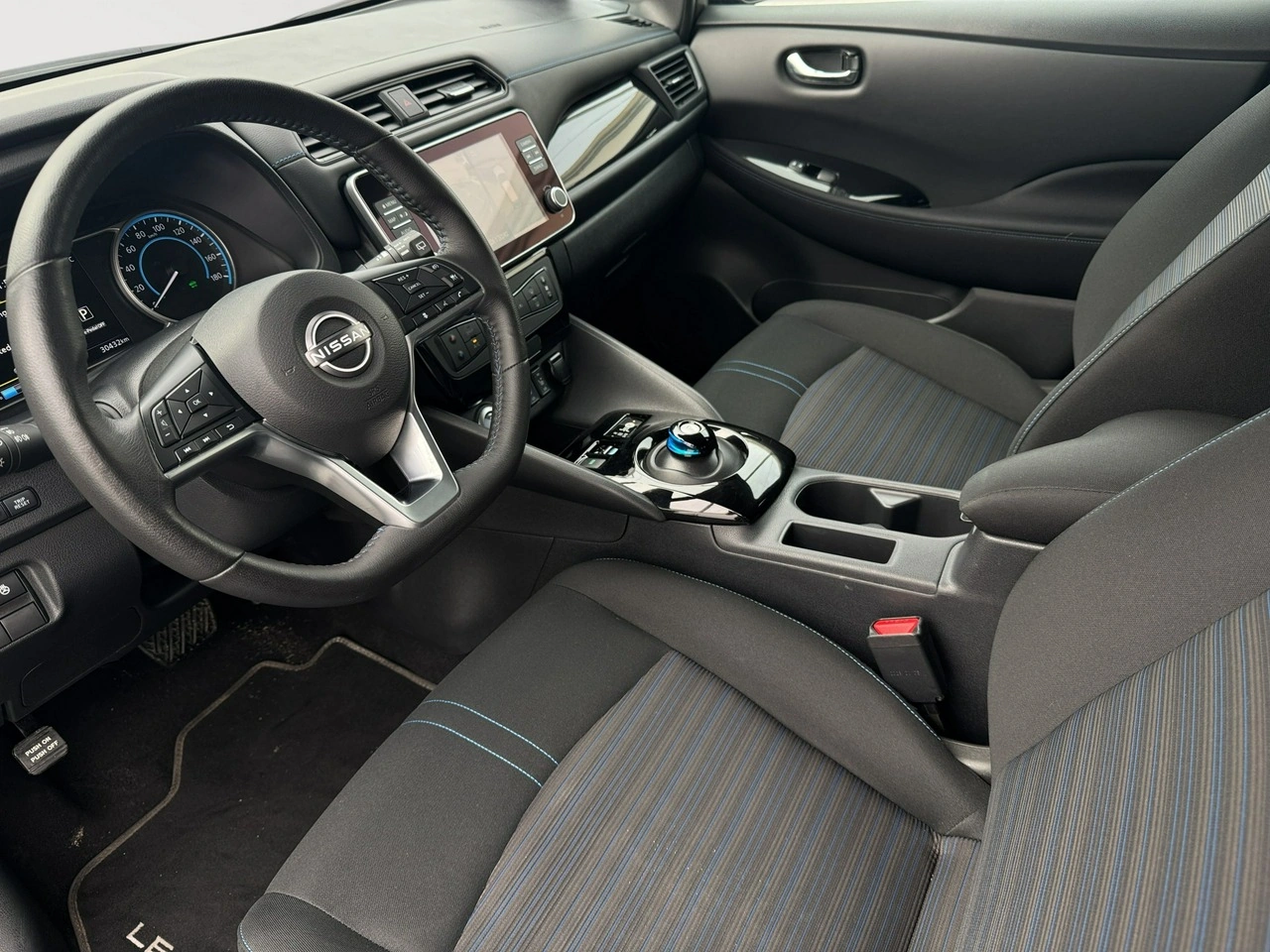 Nissan Leaf - Zdjęcie 6