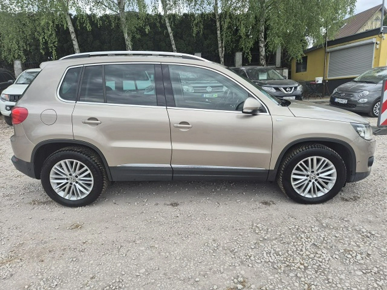 Volkswagen Tiguan - Zdjęcie 12