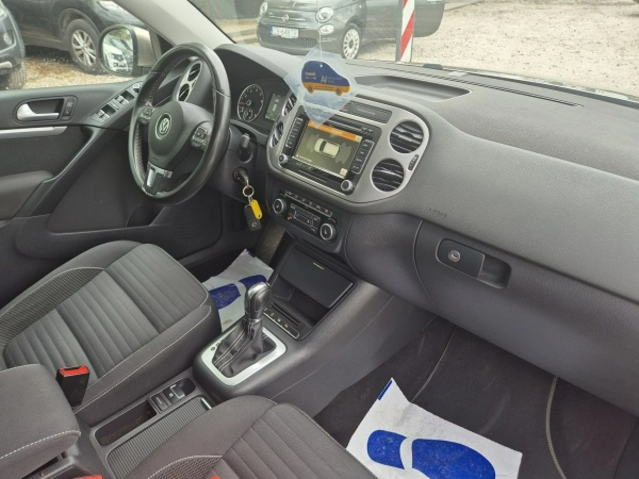 Volkswagen Tiguan - Zdjęcie 28