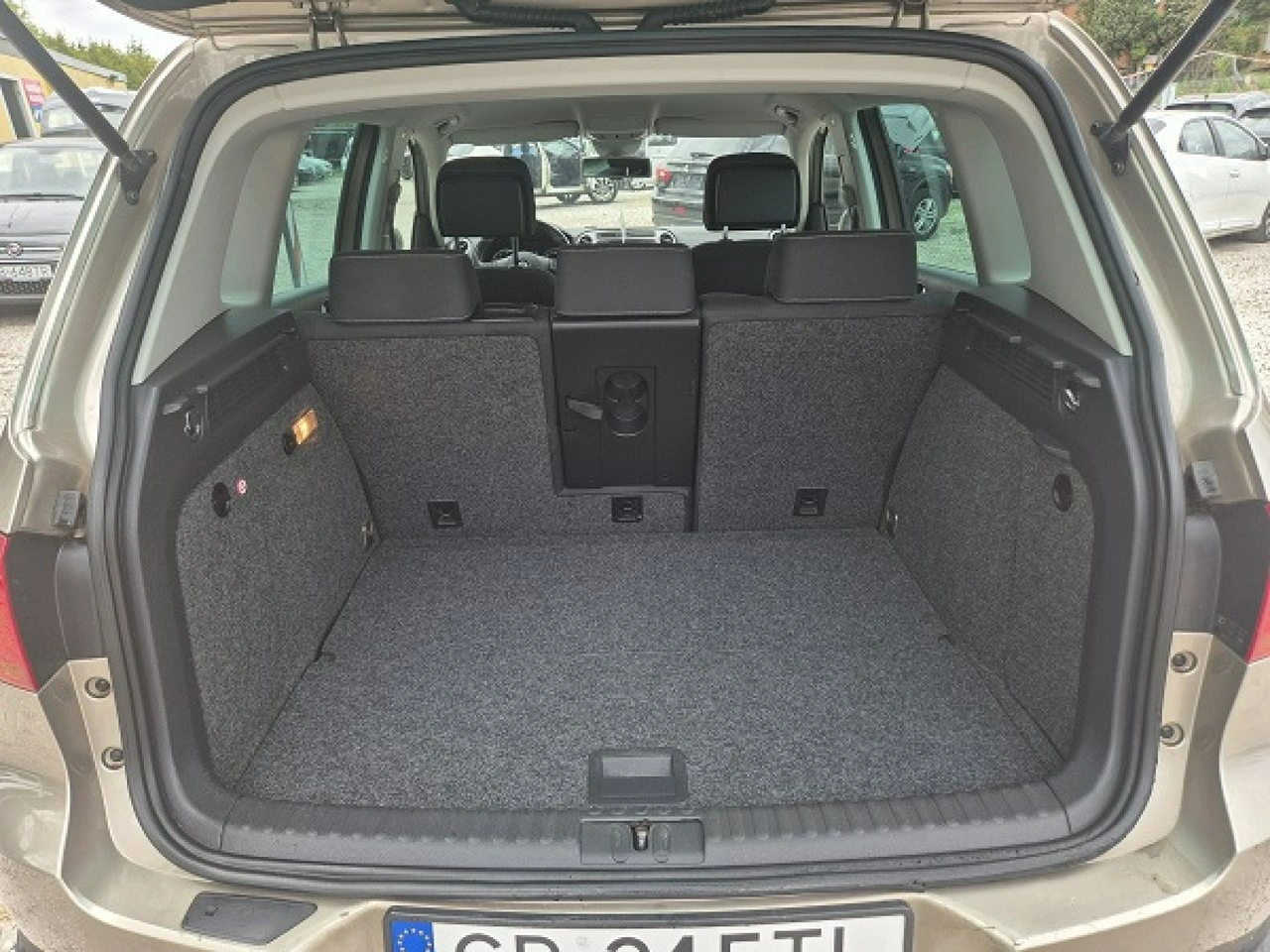 Volkswagen Tiguan - Zdjęcie 29
