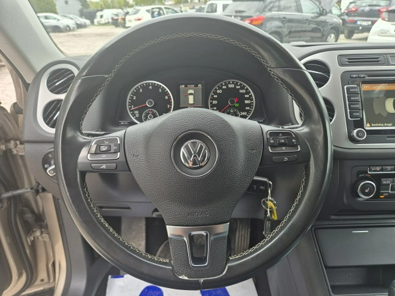 Volkswagen Tiguan - Zdjęcie 31