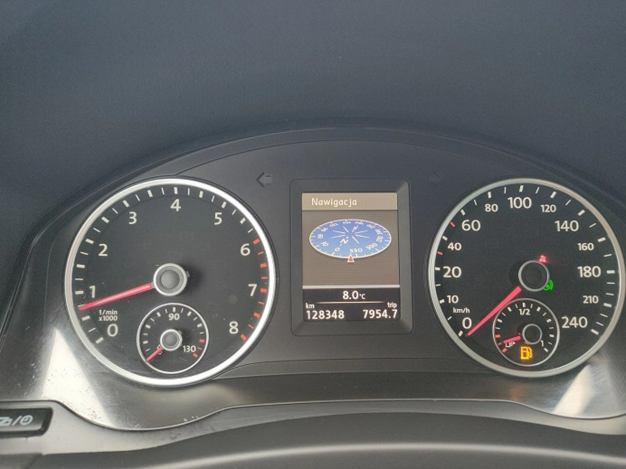 Volkswagen Tiguan - Zdjęcie 28