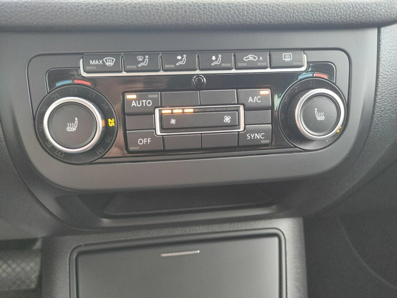 Volkswagen Tiguan - Zdjęcie 20