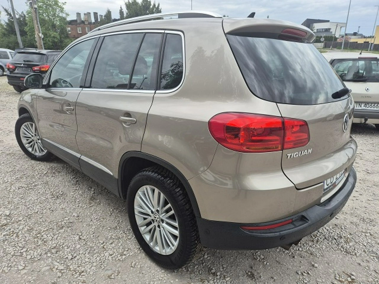 Volkswagen Tiguan - Zdjęcie 3