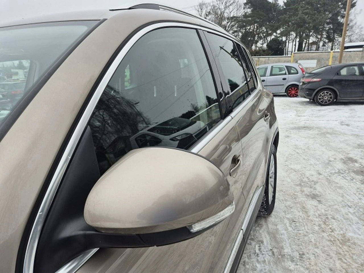 Volkswagen Tiguan - Zdjęcie 8