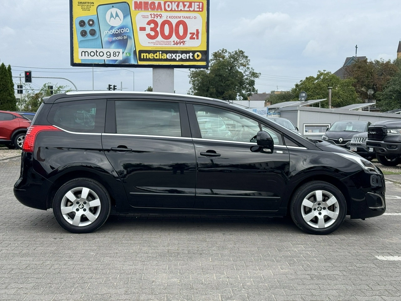 Peugeot 5008 - Zdjęcie 10